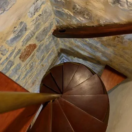 Σπίτι διακοπών Faskomilo - Unique Beachfront Stone House In Alipa-mani