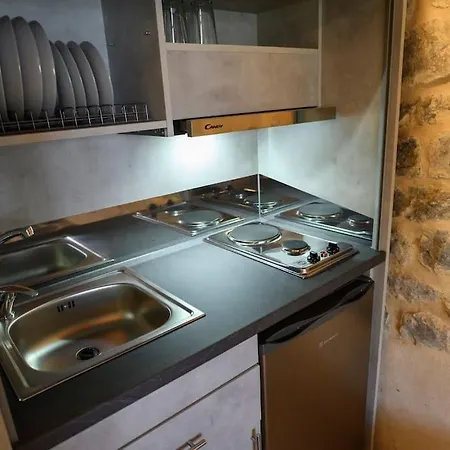 Faskomilo - Unique Beachfront Stone House In Alipa-mani * Khalkia